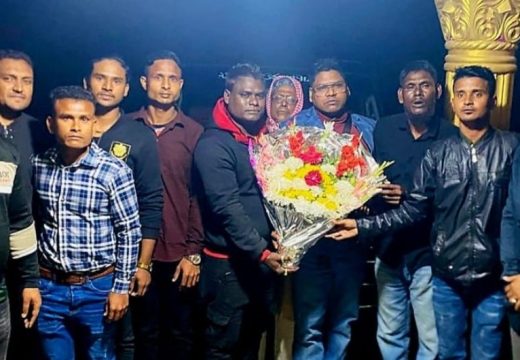 প্রবাসে দেড়যুগ পর স্বদেশের মাটিতে মো. আব্দুল জলিল: আপনজনদের উচ্ছ্বাস ও ভালোবাসায় সিক্ত