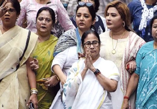ভারতজুড়ে বাঙালি হেনস্তার’ প্রতিবাদে পথে তৃণমূল, বিজেপির পাল্টা সমালোচনা