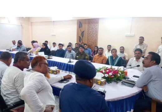 বালাগঞ্জে কর্মকর্তা ও সুধিজনের সাথে বিভাগীয় কমিশনারের মতবিনিময়