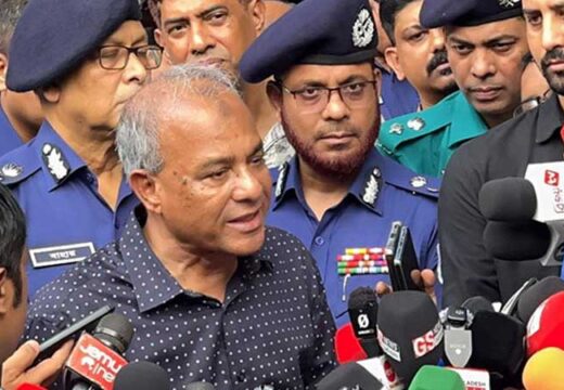 খাগড়াছড়িতে অস্থিতিশীলতা সৃষ্টির চেষ্টা চলছে: স্বরাষ্ট্র উপদেষ্টা