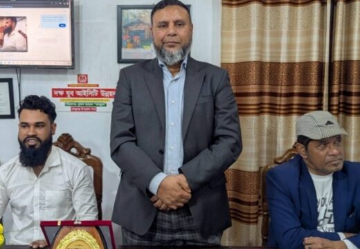 ফেঞ্চুগঞ্জে দিনব্যাপী গণসংযোগ করেন সিলেট-৩ আসনের স্বতন্ত্র প্রার্থী মইনুল বাকর