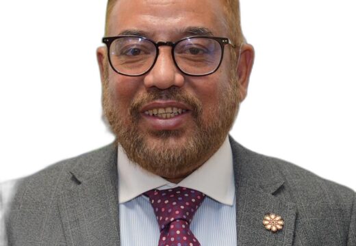 সরকারি ‘প্রবাসী সম্মাননা–২০২৫’ পেলেন যুক্তরাজ্যপ্রবাসী সাংবাদিক মোহাম্মদ আব্দুল মুনিম জাহেদী ক্যারল