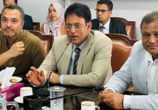 এইচএসসি ও সমমান পরীক্ষা বৃহস্পতিবার শুরু, সব কেন্দ্রে সিসিটিভি ও বডি ওর্ন ক্যামেরায় কড়া নজরদারি