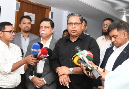 সেপ্টেম্বর থেকে ছয় মাসে মালয়েশিয়ায় যাবে দুই লাখ বাংলাদেশি কর্মী
